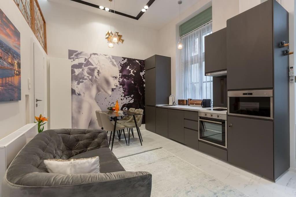 Premium Apartment By Hi5-King Street'S Luxury บูดาเปสต์ ภายนอก รูปภาพ